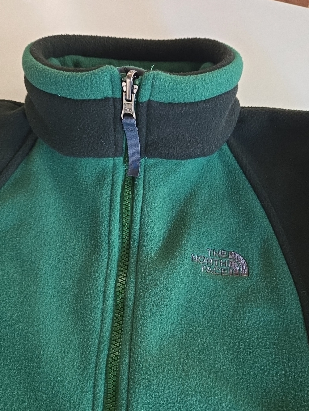 The North Face Kids Green and Black Fleece Zip Jacket-Medium